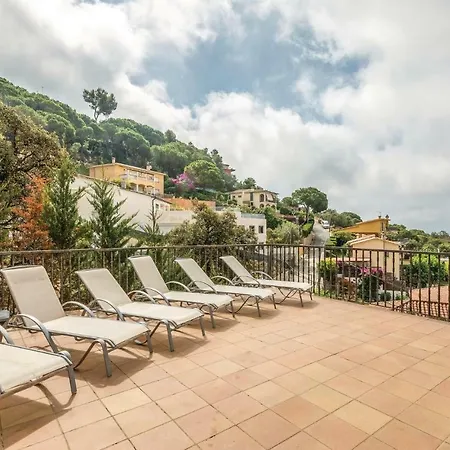 Vakantiehuis Four-bedroom Holiday In Lloret de Mar