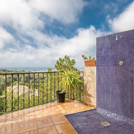 Four Bedroom Holiday In